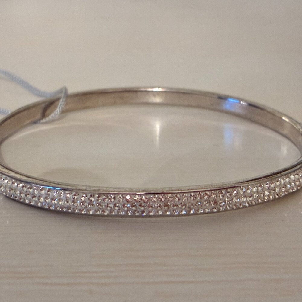 Bracelet made with Swarovski. Elements -White Rhodium Plated Bracelet - NWT